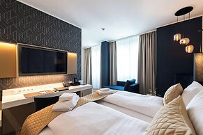 Best Western Premier Royal Blue - Adult Only