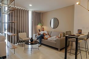 Cerritos Premium Tower & Mall