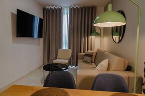 Cerritos Premium Tower & Mall
