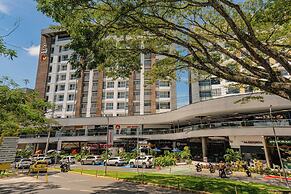 Cerritos Premium Tower & Mall