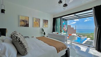THE VIEW LUXE