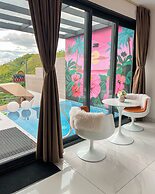 THE VIEW LUXE
