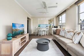 Harbourside 53 in Mcmahons Point