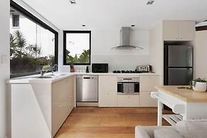 Relaxed Beachside Townhouse