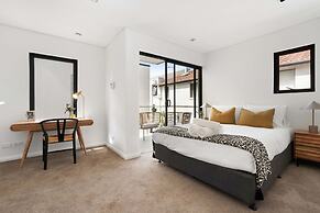 Relaxed Beachside Townhouse