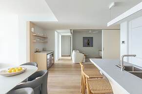 Kirra Point Holiday Apartments