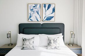 Kirra Point Holiday Apartments