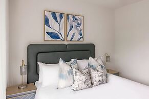 Kirra Point Holiday Apartments