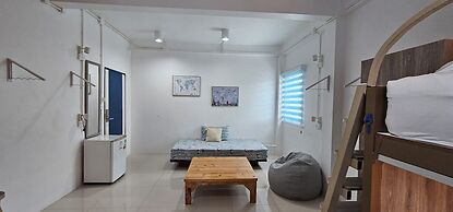 The Rock Samui Poshtel Lamai Beach