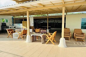 The Rock Samui Poshtel Lamai Beach