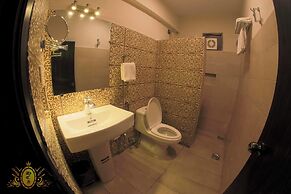 Signature By Hotel Crown Inn