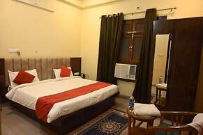 Saraswati Luxurius Home Stay