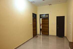 Saraswati Luxurius Home Stay