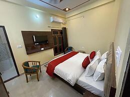 Saraswati Luxurius Home Stay