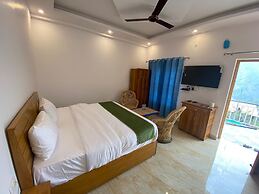 Apple Orchard Resort