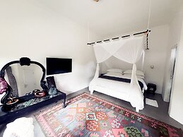 Morabito Art Villa