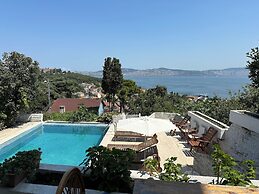 Manzara Ada Tepe