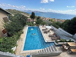 Manzara Ada Tepe
