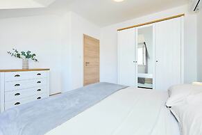 Apartment 2Home