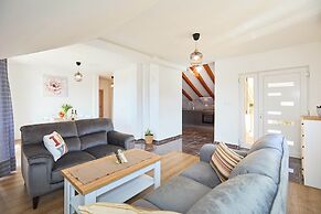 Apartment 2Home