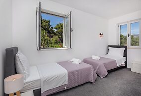 Villa Elixir