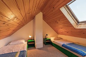 Eco Farm Mikl Pine Tree Apartment
