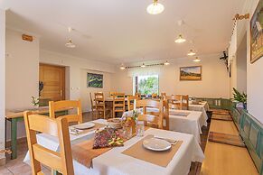 Eco Farm Mikl Pine Tree Apartment