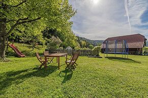 Eco Farm Mikl Pine Tree Apartment
