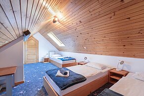 Suite Alder embraced by nature