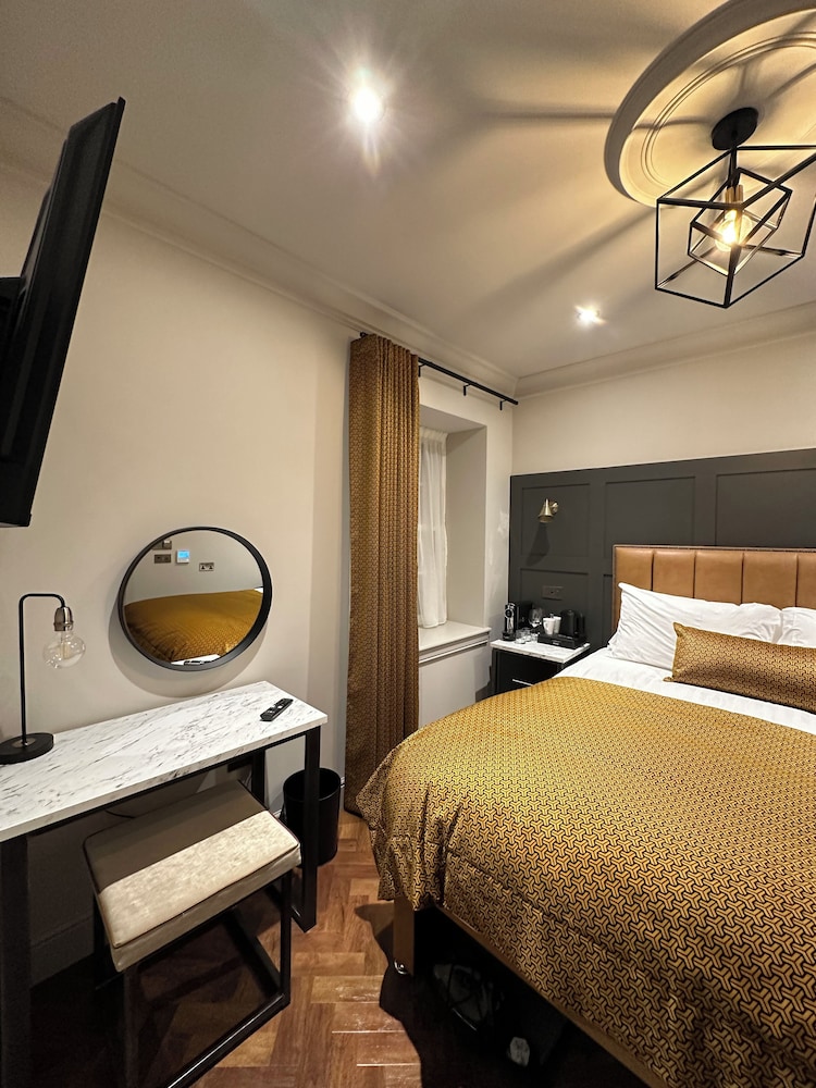 King Street Aparthotel