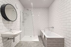 King Street Aparthotel