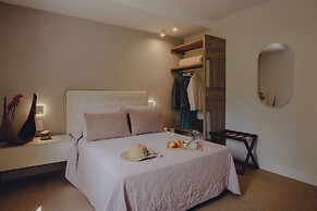 Amalurra Ecohotel & Retreat Center