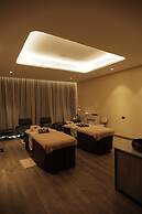 Radisson Resort Hatgad Saputara