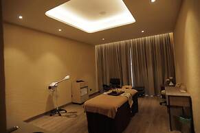 Radisson Resort Hatgad Saputara