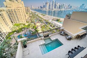 Modern 3BR Palm Penthouse w Private Plunge Pool