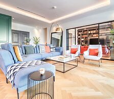 Modern 3BR Palm Penthouse w Private Plunge Pool