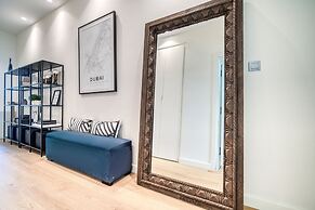 Modern 3BR Palm Penthouse w Private Plunge Pool