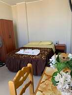 Hostal Macacona