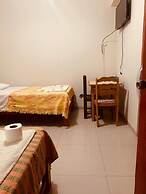 Hostal Macacona