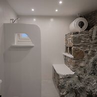 Kyon Beach Suites Kythnos