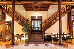 Hotel Tres Campanas