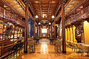 Hotel Tres Campanas