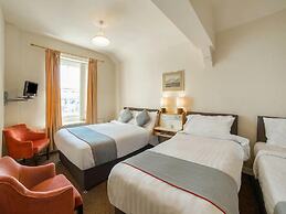 Cumberland Hotel