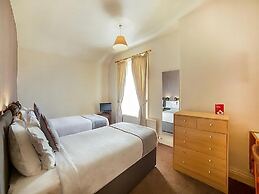 Cumberland Hotel