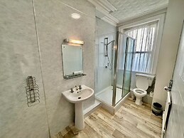 Cumberland Hotel