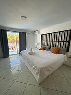 Hummingbird Hotel Cabarete
