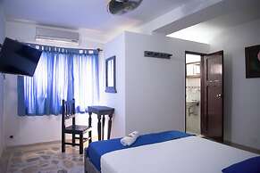 Hotel Acapulco Caucasia
