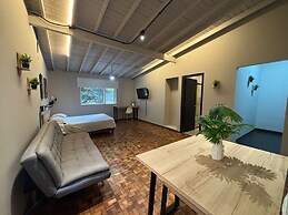 Frontera by Roots Rentals