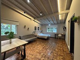 Frontera by Roots Rentals
