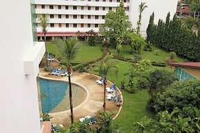 6-26 - 1 Bdr Condo With Balcony and Shared Pool
